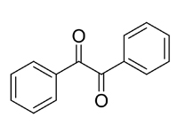 苯偶酰 